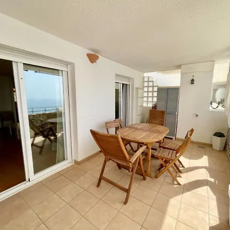 Daire Villa Marina Sea Views *