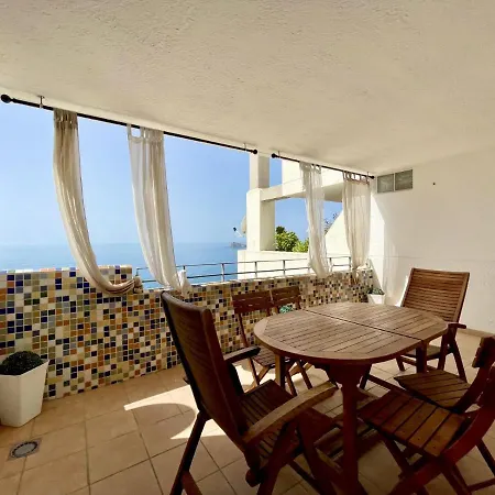 Villa Marina Sea Views Daire Benidorm